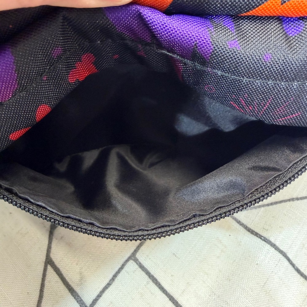 Disney Fanny Pack OS Black Rainbow Park Snacks Castle Adjustable Waist Bag - Picture 7 of 9